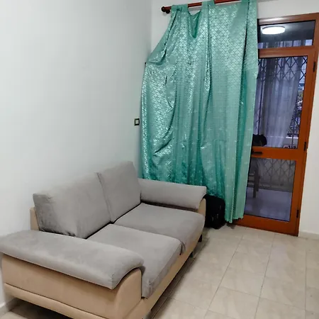 Only Backpackers بيت شباب