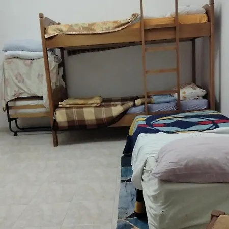 Backpackers La Casa De Payaso * Durrës